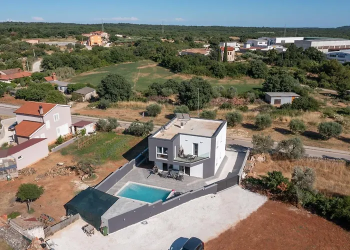 Viks Villa Galižana