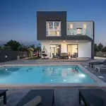 Villa Viks *