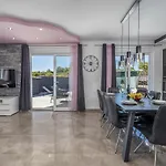 Viks Villa