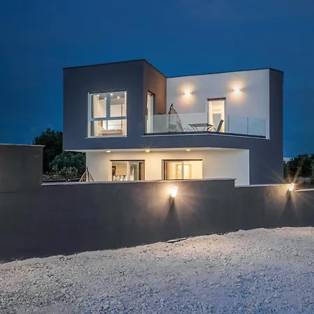 Viks Villa Galižana